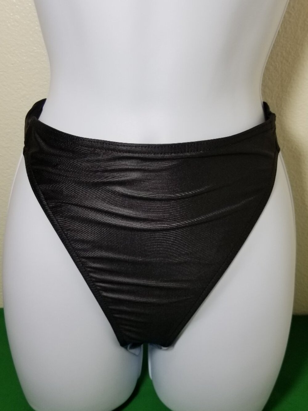 Asos Luxe Black‎ Bikini Bottom Swimwear Size 0 High Leg Cheeky Beach Pool NWOT